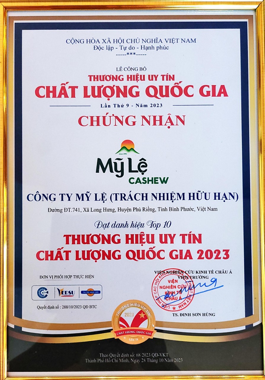 Giấy chứng nhận top 10 thương hiệu uy tín chất lượng quốc gia 2023